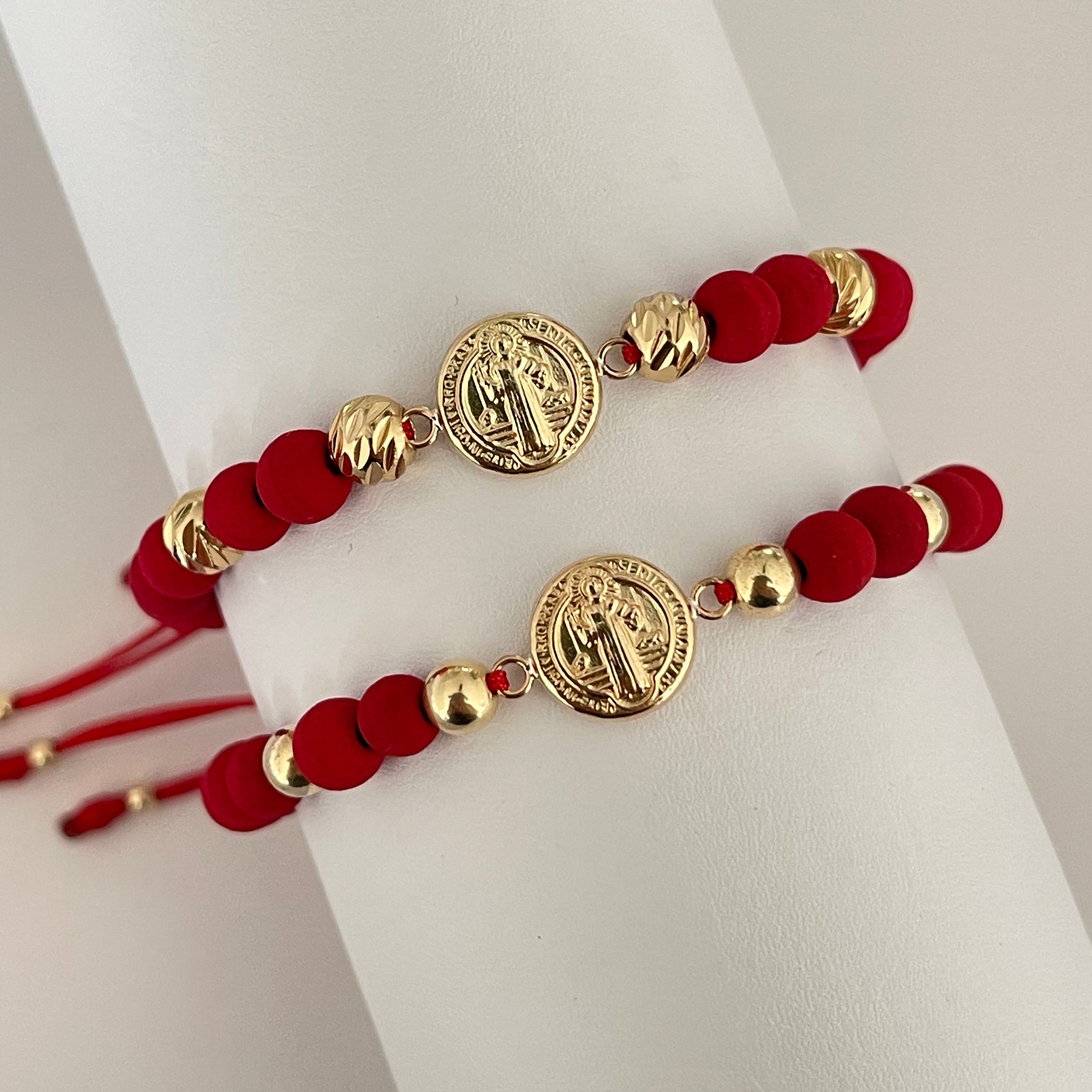 Pulseras pareja san Benito