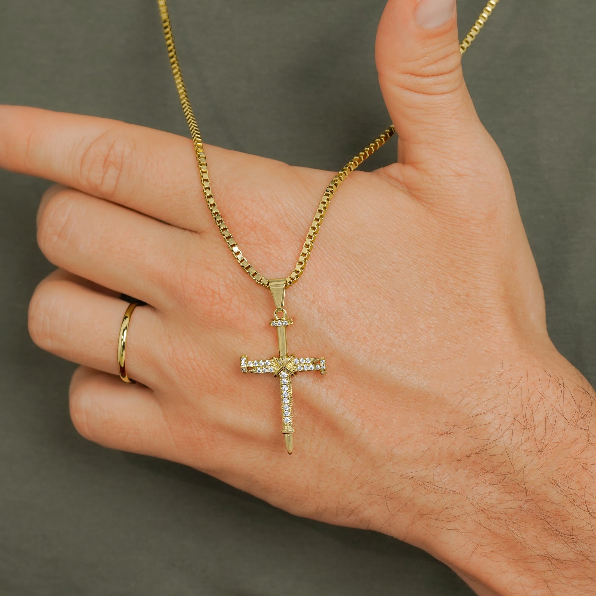 Cadena tejido veneciano grueso + Dije cruz clavos