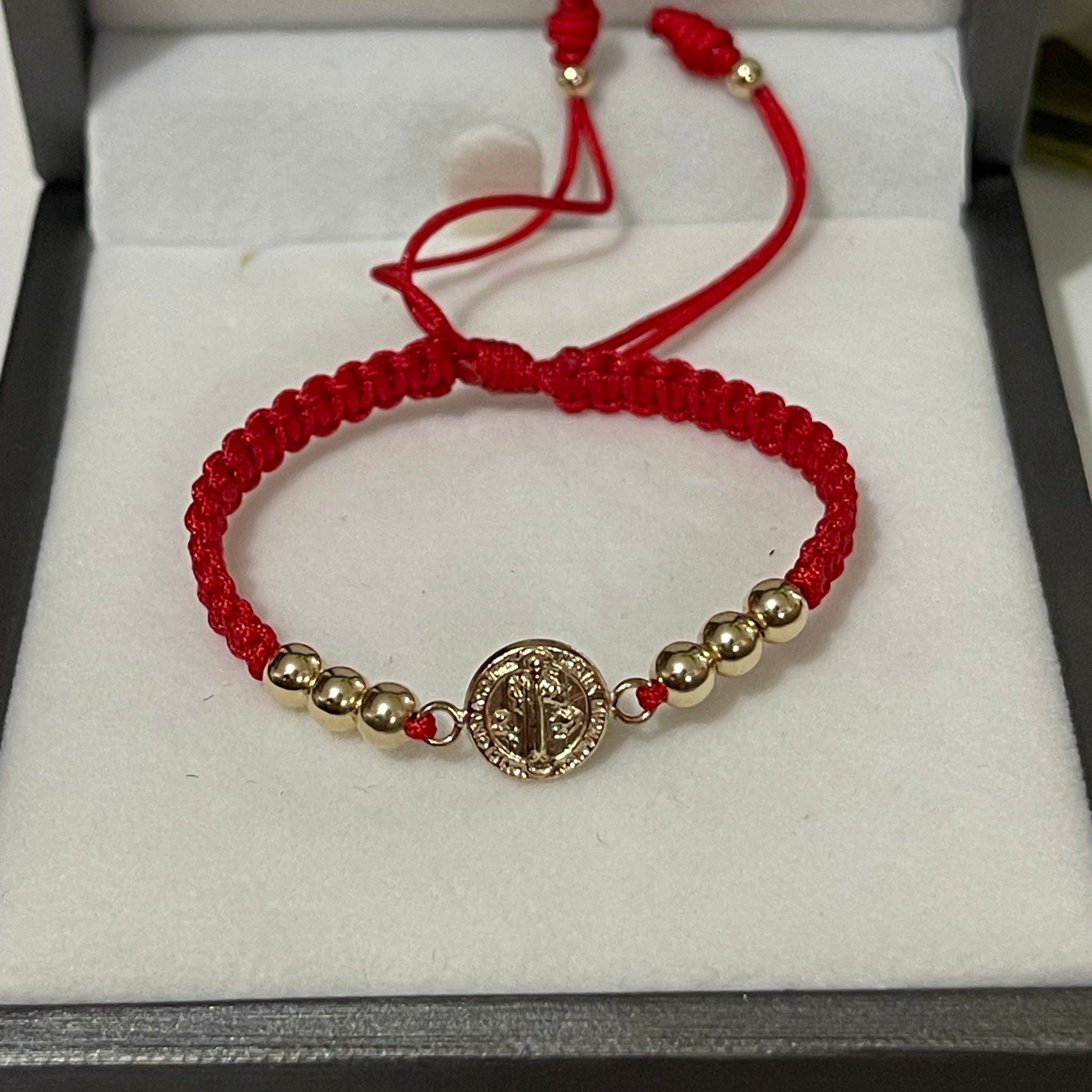 Pulsera de bebe san Benito