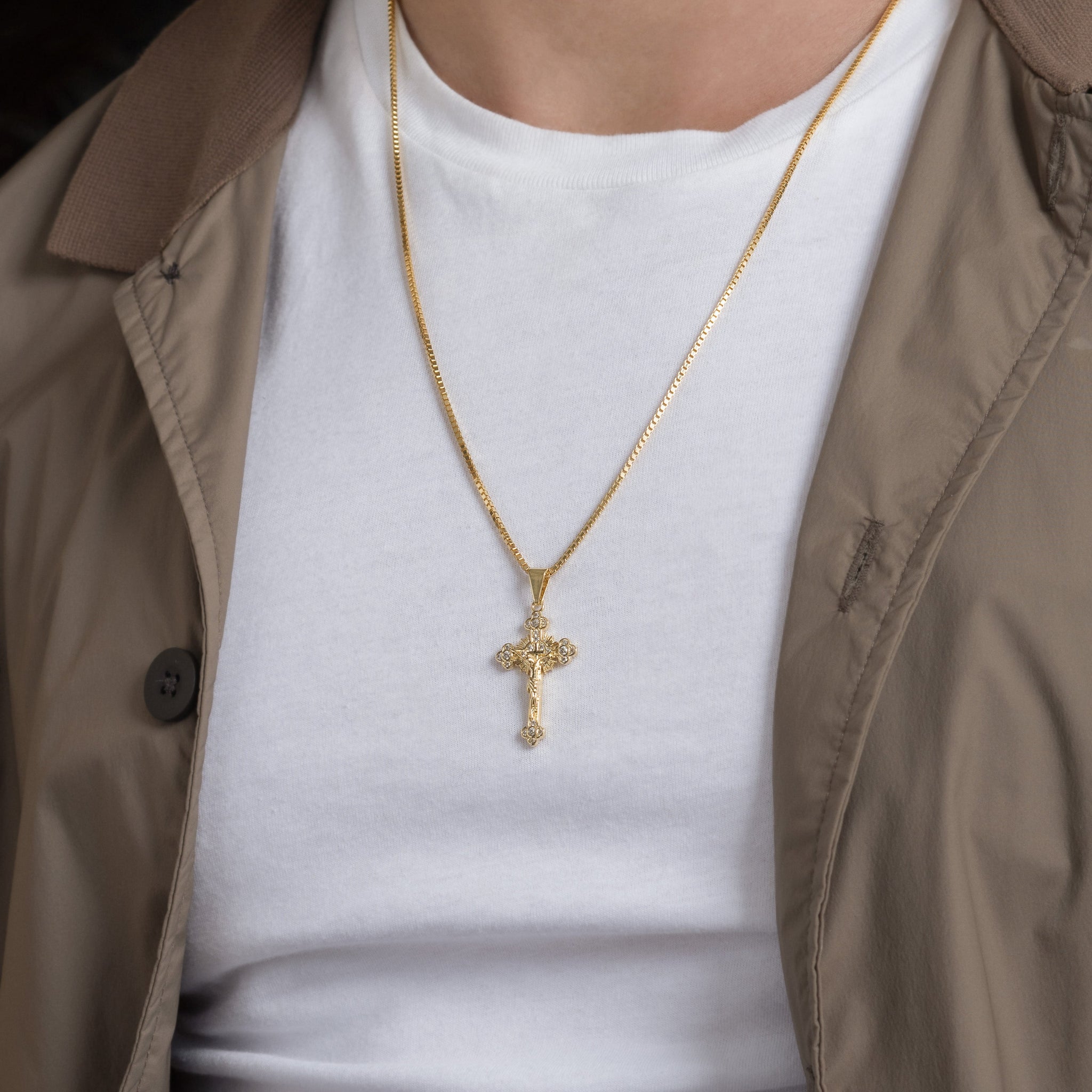 Cadena Veneciana 1.5 (65 cm ) + Dije El Crucificado